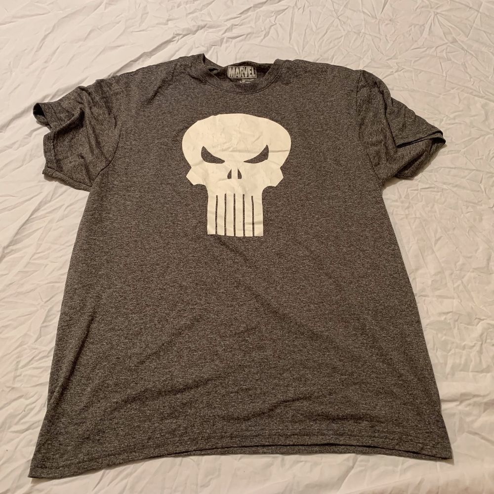 mens L Marvel polyester t-shirt grey punisher‎